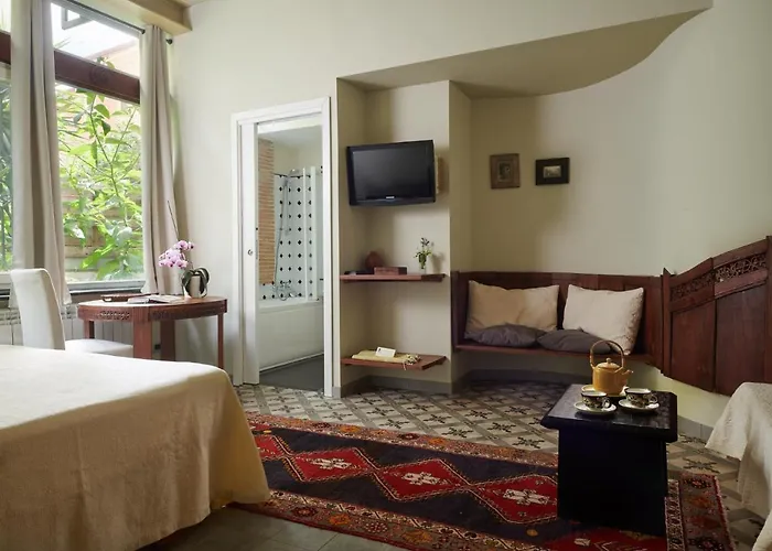 Palm Gallery Garden House Hotel 3*