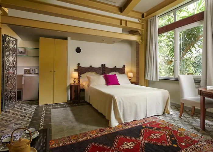 Palm Gallery Garden House Hotel 3*