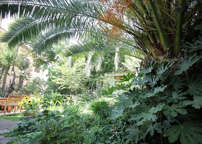 Palm Gallery Garden House Hotel Rome