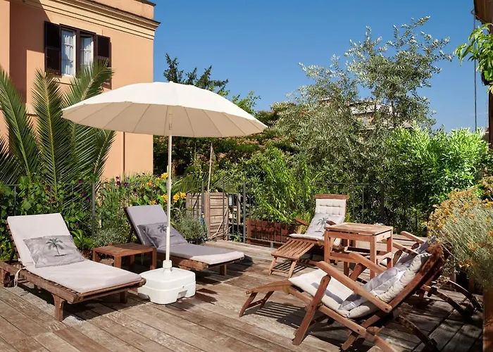 Palm Gallery Garden House Rome